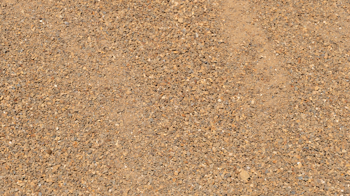Mocha Chat decorative rock, close-up