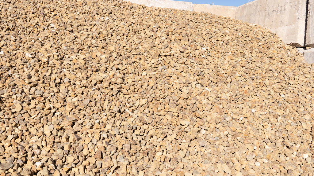 Oak 3/4 inch decorative rock, pile at the Rock-It yard