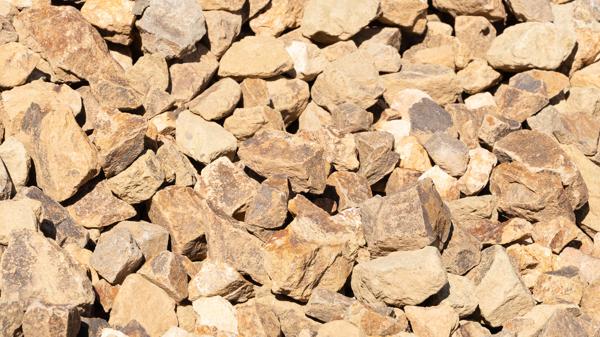 Oak Chunky decorative rock, close-up