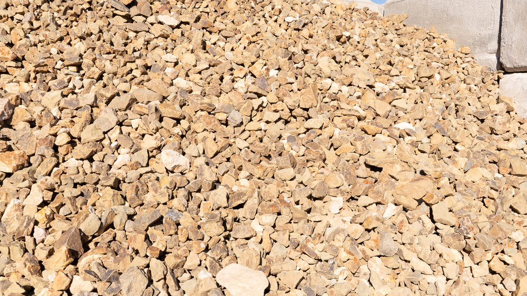 Oak Chunky decorative rock, pile at the Rock-It yard